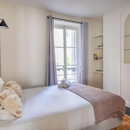 Appartement 4#two Bedrooms#champs Elysées#arc De Triomphe#ac Paris