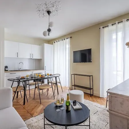 Appartement 4#two Bedrooms#champs Elysées#arc De Triomphe#ac