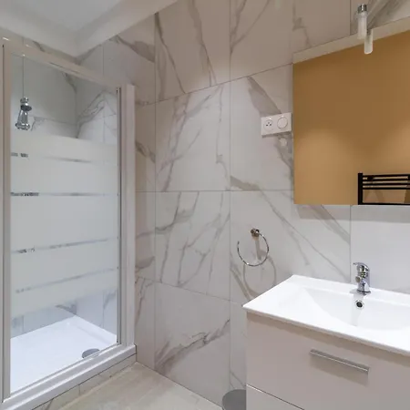 4#two Bedrooms#champs Elysées#arc De Triomphe#ac *